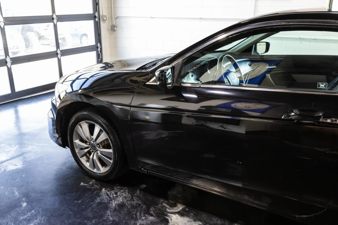 2011 Honda Accord 8th Gen - Image 3 of 12