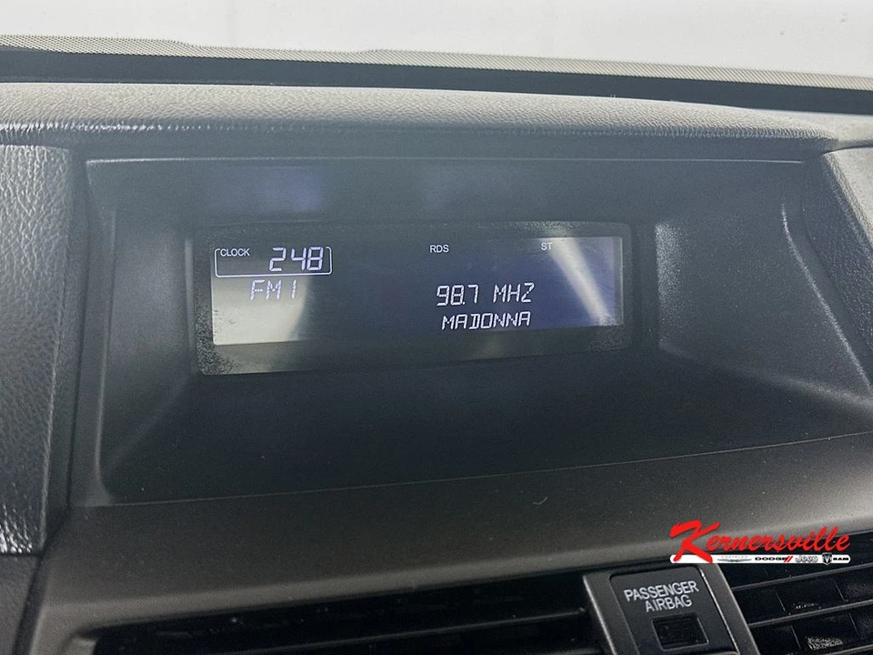 2011 Honda Accord 8th Gen - Image 17 of 24
