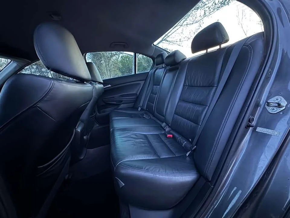 2011 Honda Accord 8th Gen - Image 13 of 14
