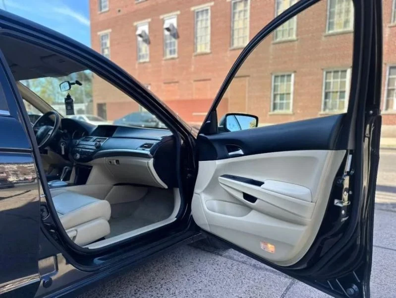 2011 Honda Accord 8th Gen - Image 12 of 12