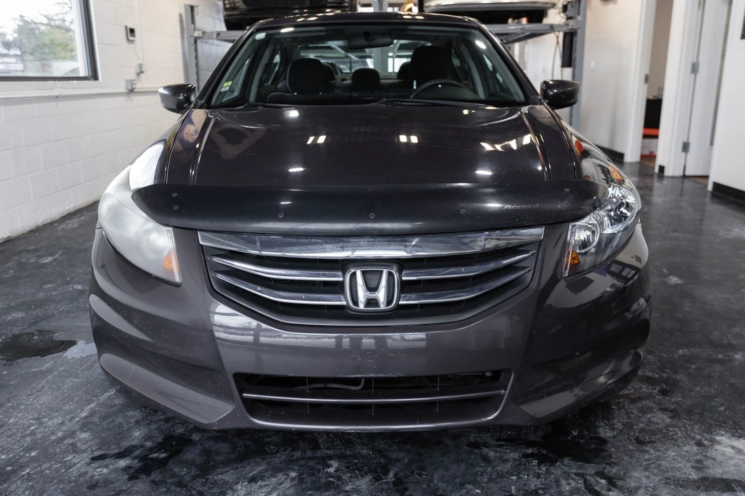 2011 Honda Accord 8th Gen - Image 18 of 21