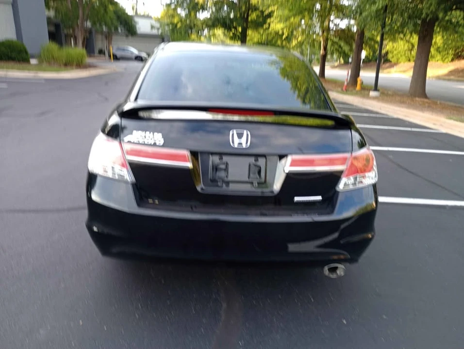 2011 Honda Accord 8th Gen - Image 4 of 20