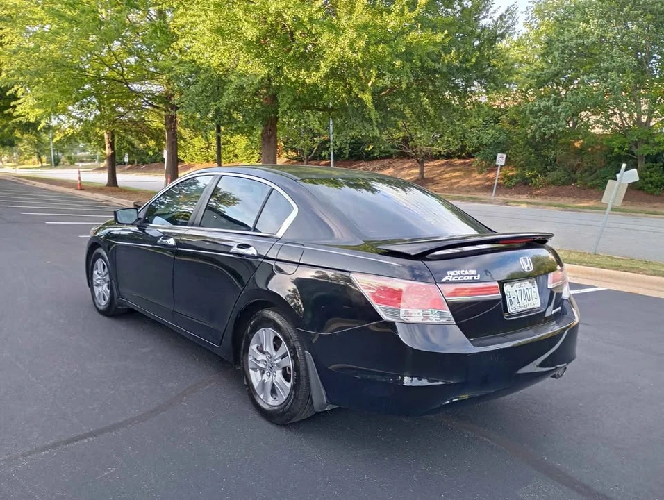 2011 Honda Accord 8th Gen - Image 5 of 20