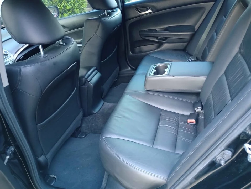 2011 Honda Accord 8th Gen - Image 13 of 20