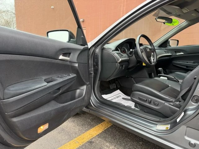2011 Honda Accord 8th Gen - Image 13 of 21