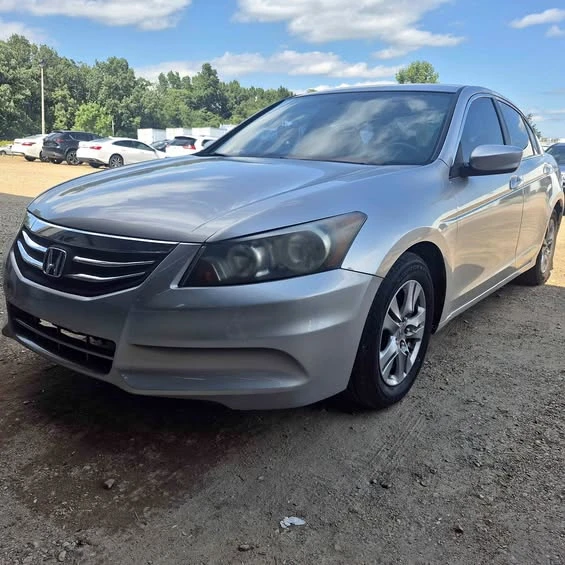 2011 Honda Accord 8th Gen - Image 1 of 1