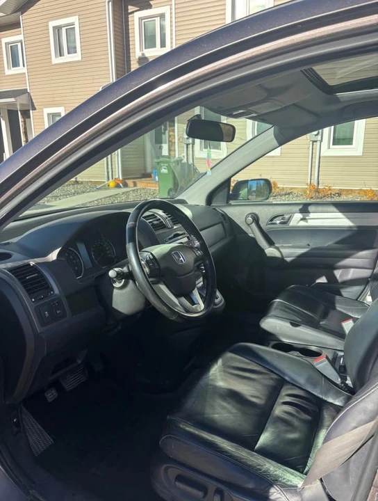 2011 Honda CR-V 3rd Gen - Image 2 of 7