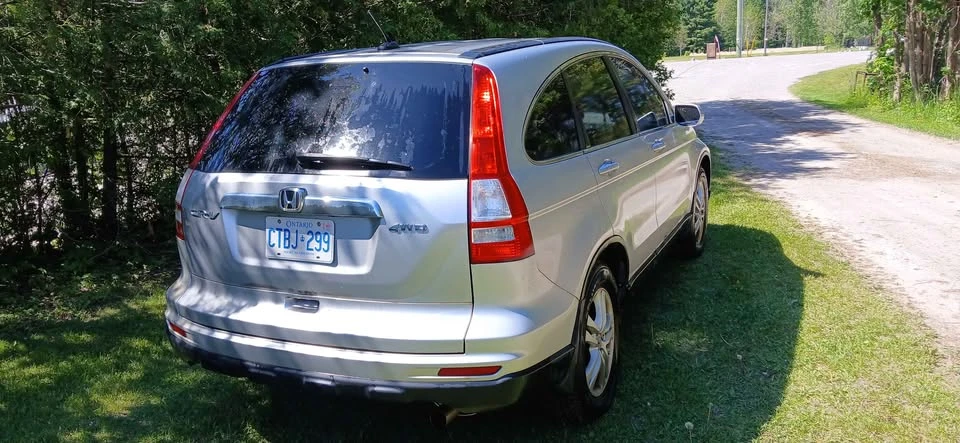 2011 Honda CR-V 3rd Gen - Image 2 of 4