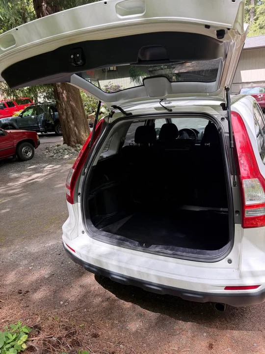 2011 Honda CR-V 3rd Gen - Image 4 of 12