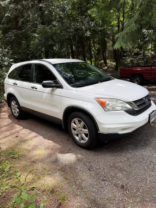 2011 Honda CR-V 3rd Gen - Image 2 of 12