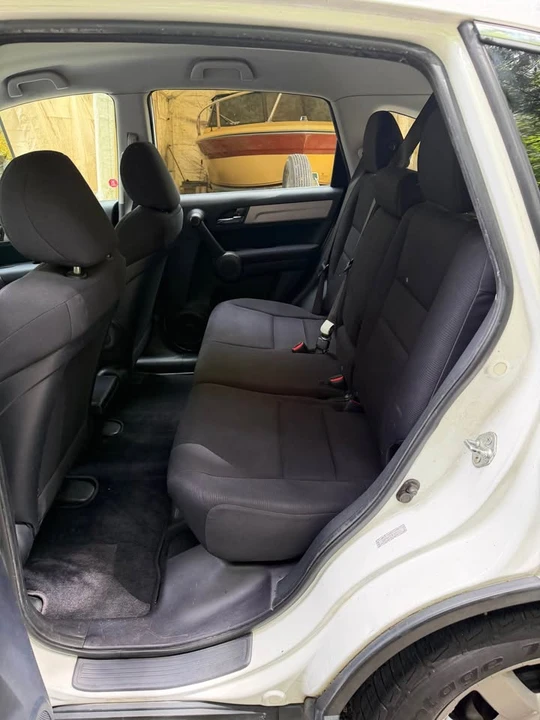 2011 Honda CR-V 3rd Gen - Image 9 of 12