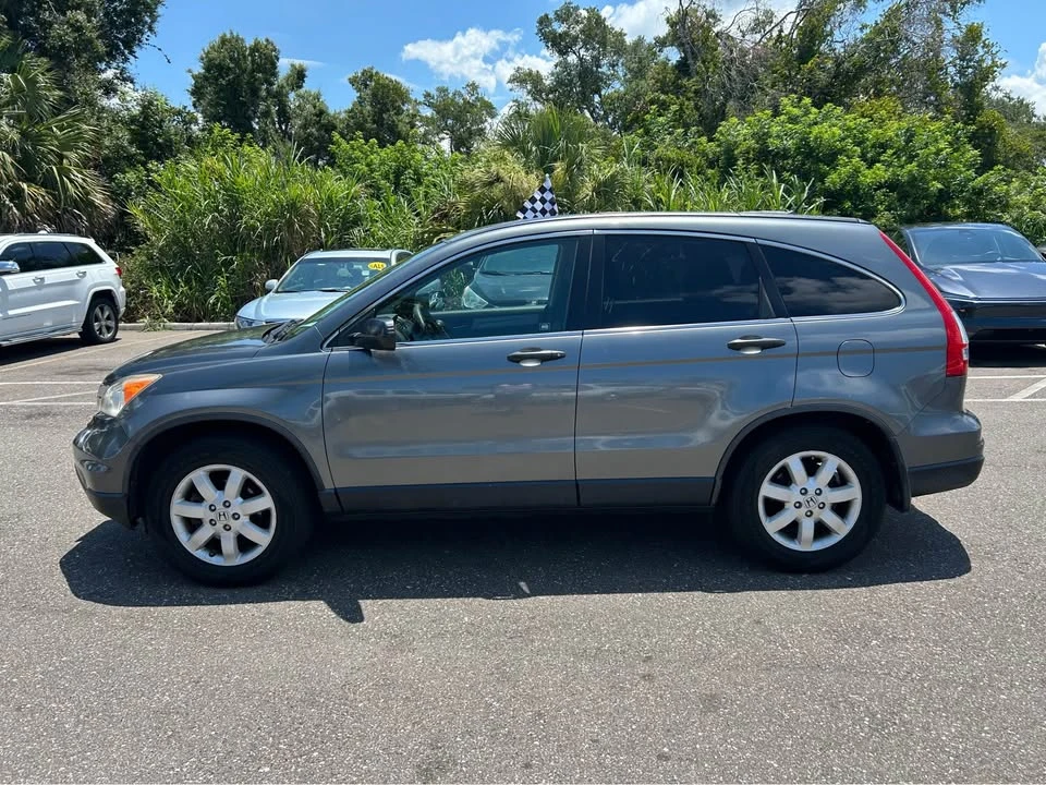 2011 Honda CR-V 3rd Gen - Image 3 of 12