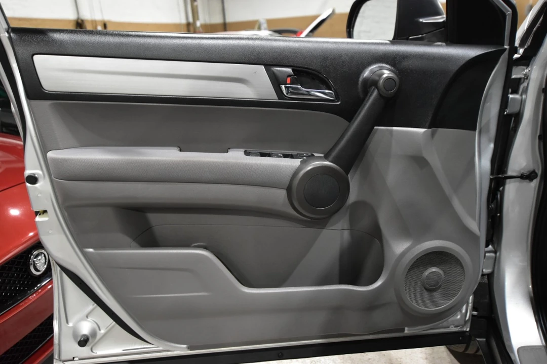 2011 Honda CR-V 3rd Gen - Image 10 of 21