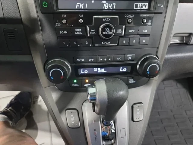 2011 Honda CR-V 3rd Gen - Image 7 of 12