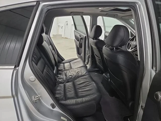 2011 Honda CR-V 3rd Gen - Image 11 of 12