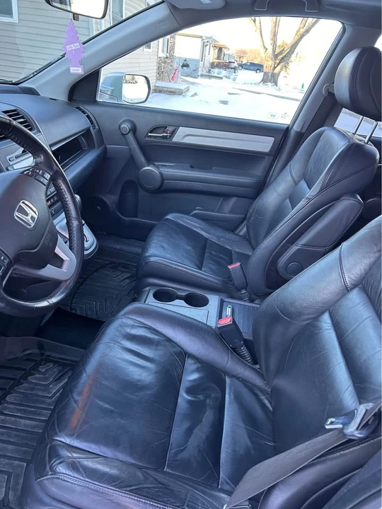 2011 Honda CR-V 3rd Gen - Image 6 of 9