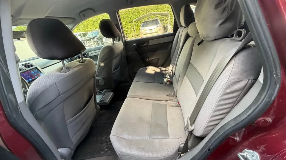 2011 Honda CR-V 3rd Gen - Image 8 of 16