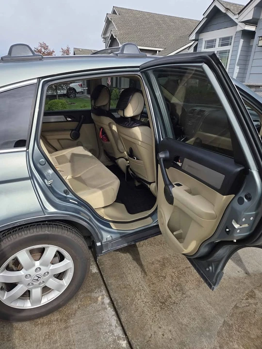 2011 Honda CR-V 3rd Gen - Image 9 of 20