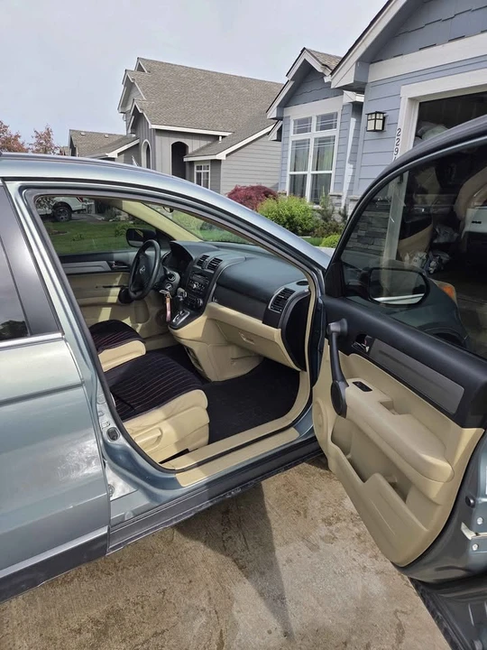2011 Honda CR-V 3rd Gen - Image 6 of 20