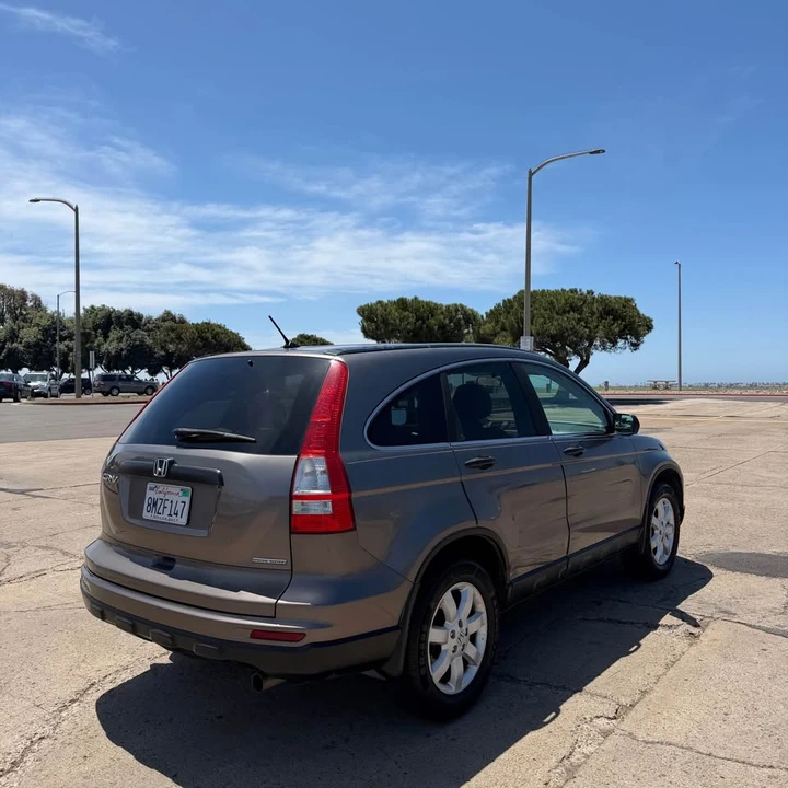 2011 Honda CR-V 3rd Gen - Image 6 of 21