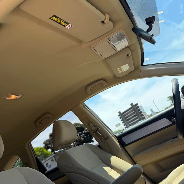 2011 Honda CR-V 3rd Gen - Image 13 of 21