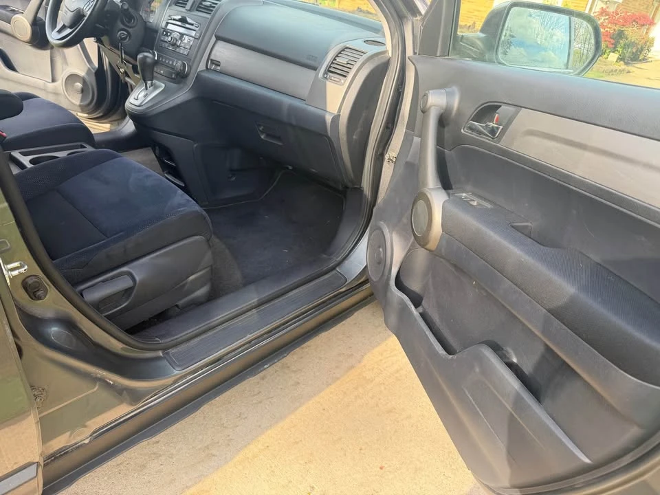 2011 Honda CR-V 3rd Gen - Image 18 of 21