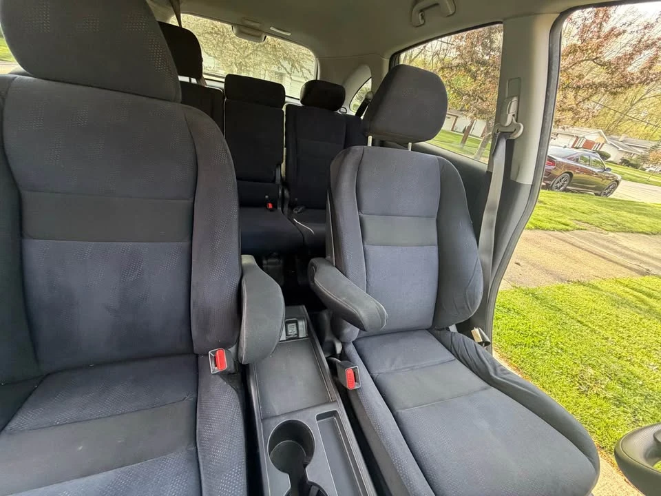 2011 Honda CR-V 3rd Gen - Image 15 of 21