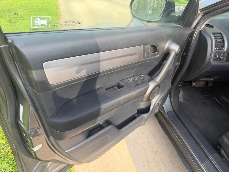 2011 Honda CR-V 3rd Gen - Image 10 of 21