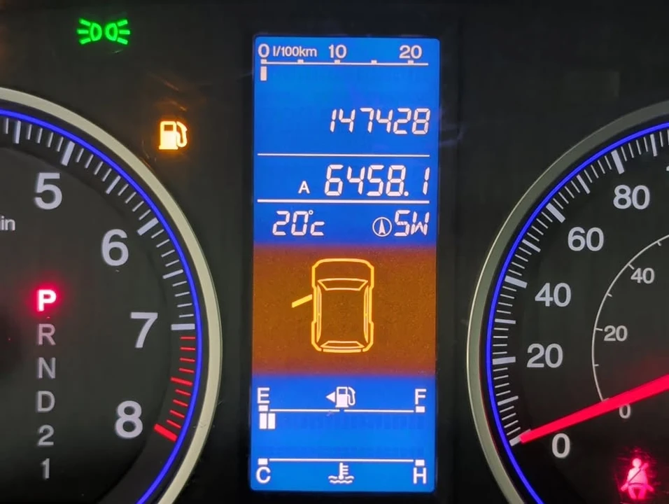 2011 Honda CR-Z - Image 11 of 18