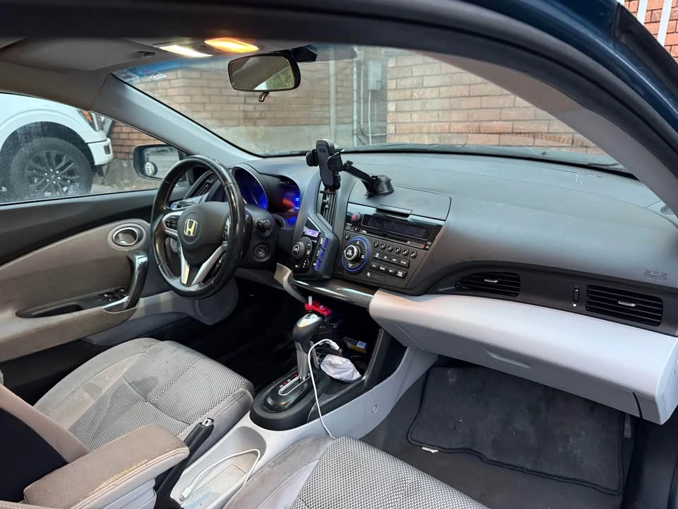 2011 Honda CR-Z - Image 6 of 7