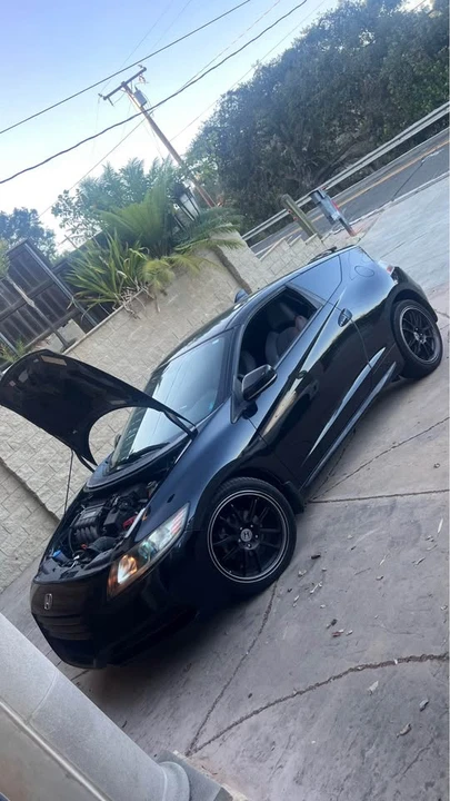 2011 Honda CR-Z - Image 2 of 18