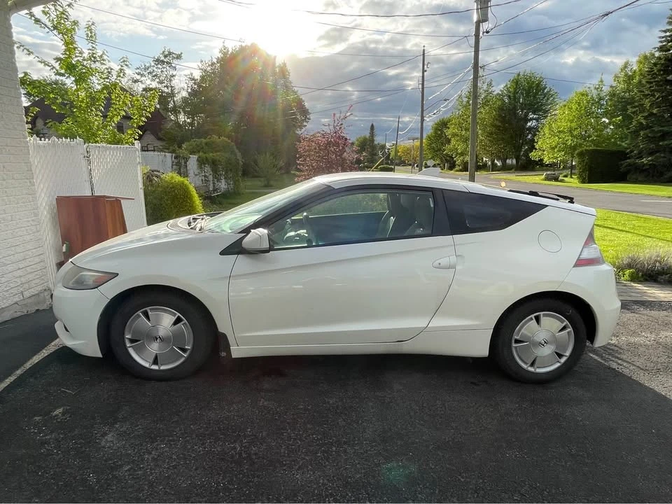2011 Honda CR-Z - Image 2 of 9