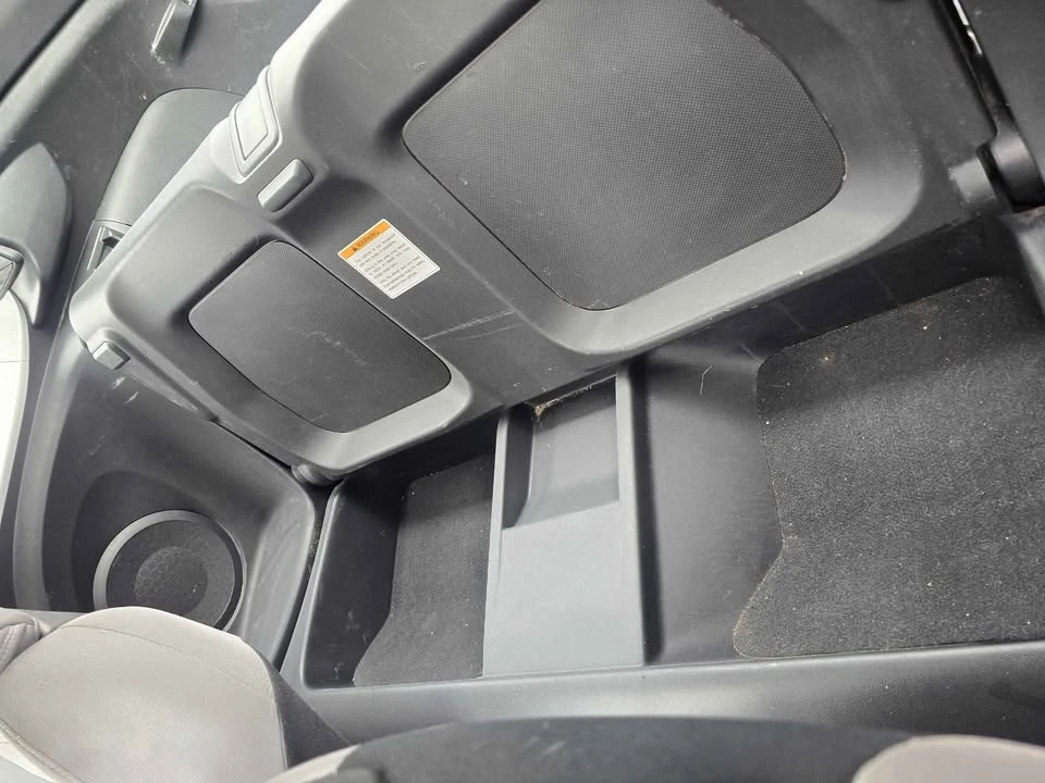2011 Honda CR-Z - Image 8 of 8