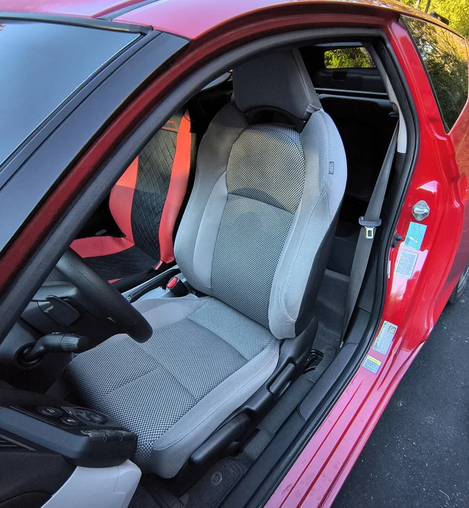 2011 Honda CR-Z - Image 9 of 19