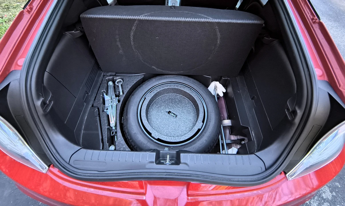 2011 Honda CR-Z - Image 15 of 19