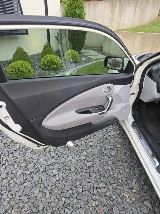 2011 Honda CR-Z - Image 6 of 13
