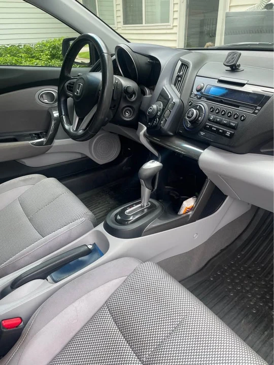 2011 Honda CR-Z - Image 5 of 11