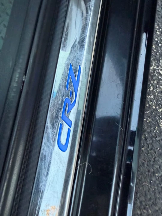 2011 Honda CR-Z - Image 8 of 9