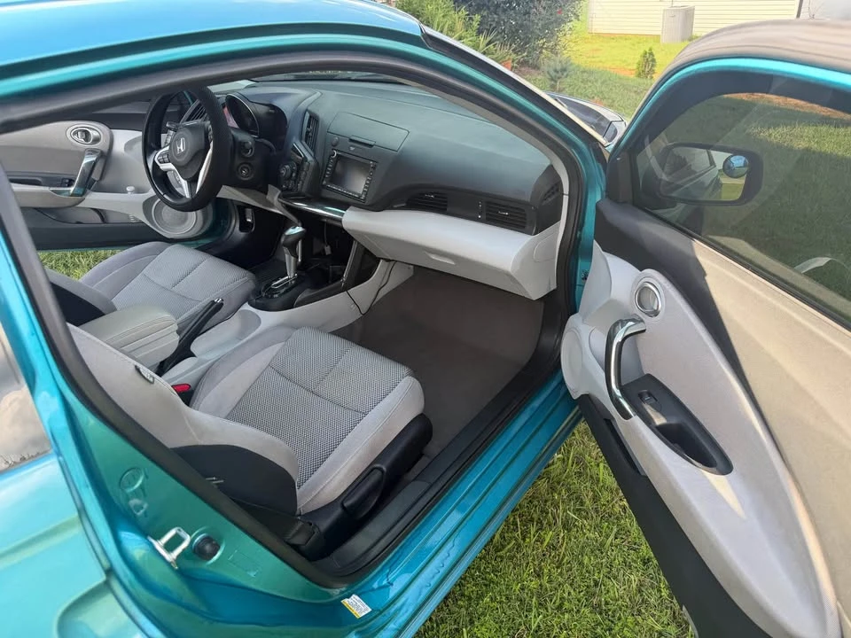 2011 Honda CR-Z - Image 5 of 12