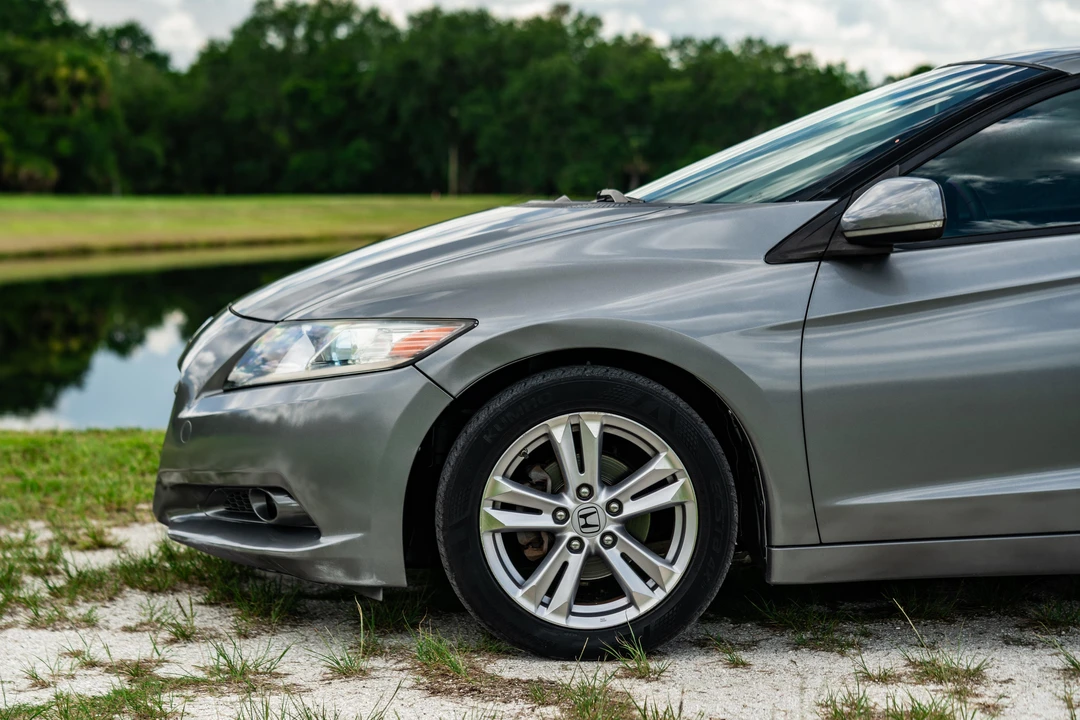 2011 Honda CR-Z - Image 24 of 31