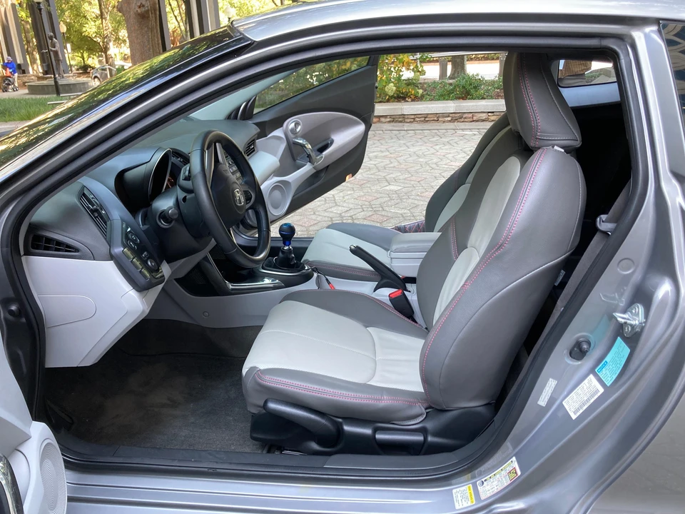 2011 Honda CR-Z - Image 30 of 31