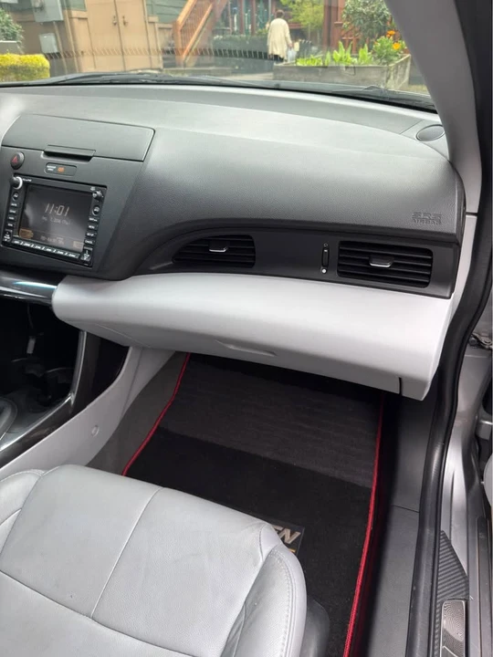 2011 Honda CR-Z - Image 9 of 20