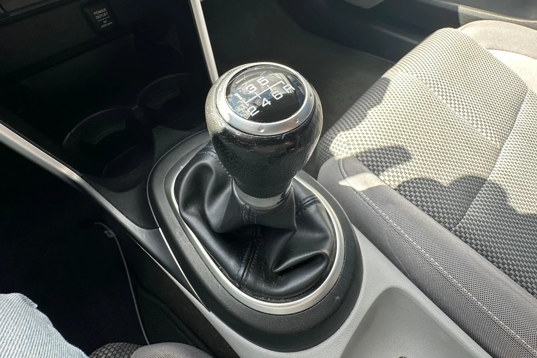 2011 Honda CR-Z - Image 29 of 31