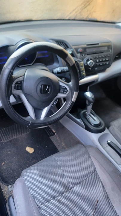 2011 Honda CR-Z - Image 8 of 11