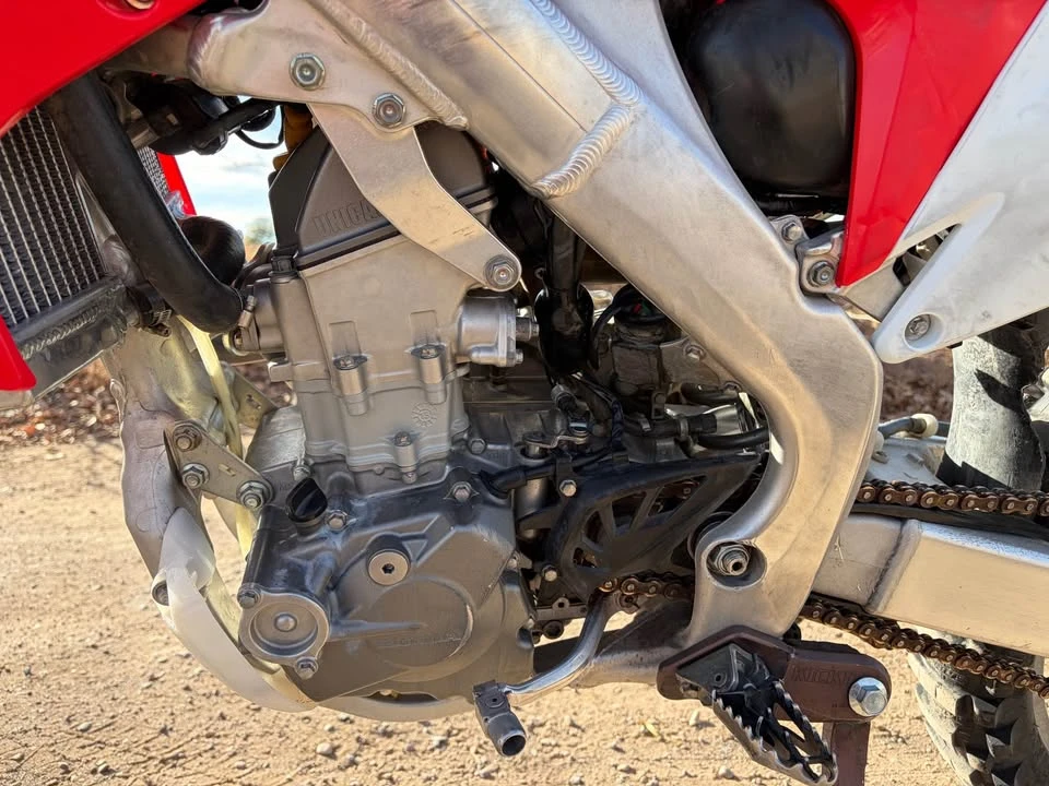 2011 Honda CRF - Image 6 of 8