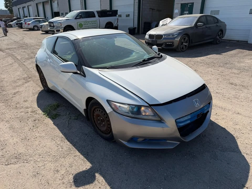 2011 Honda CR-Z - Image 2 of 12