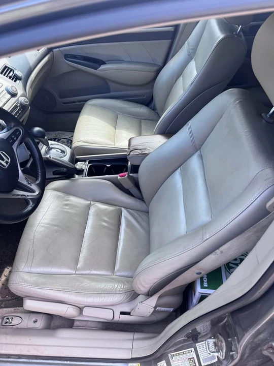 2011 Honda Civic 8th Gen - Image 9 of 10