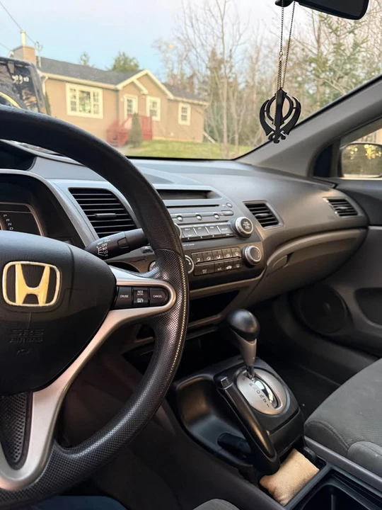 2011 Honda Civic 8th Gen - Image 8 of 8