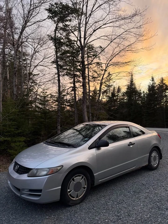 2011 Honda Civic 8th Gen - Image 5 of 8