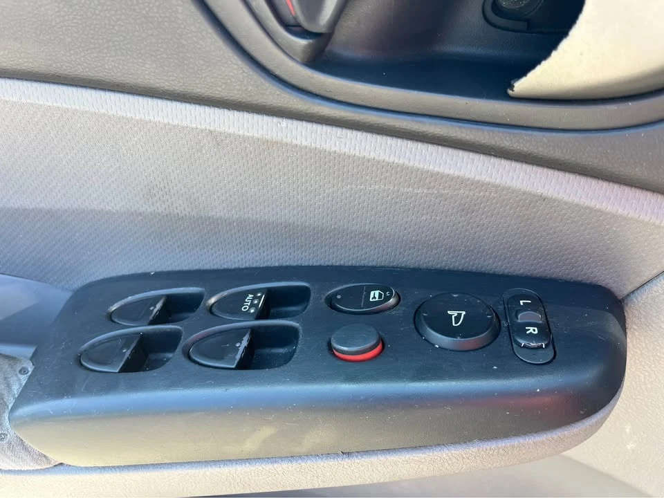 2011 Honda Civic 8th Gen - Image 11 of 11